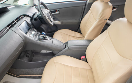 Toyota Prius, 2010 год, 1 049 000 рублей, 26 фотография