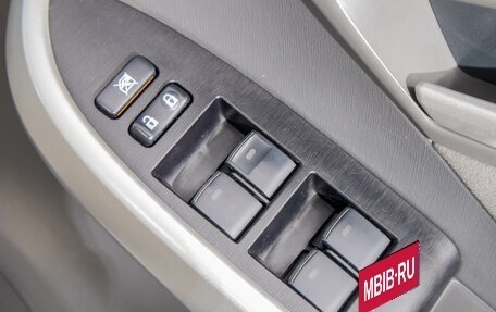 Toyota Prius, 2010 год, 1 049 000 рублей, 13 фотография