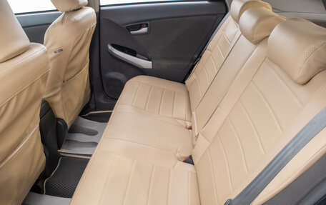 Toyota Prius, 2010 год, 1 049 000 рублей, 27 фотография