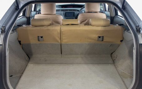 Toyota Prius, 2010 год, 1 049 000 рублей, 29 фотография