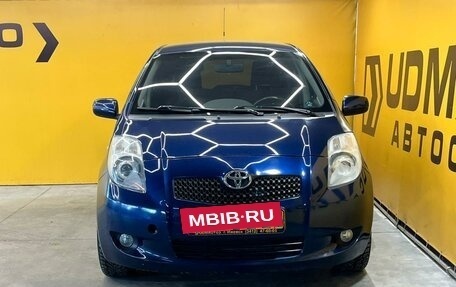 Toyota Yaris III рестайлинг, 2008 год, 549 000 рублей, 2 фотография