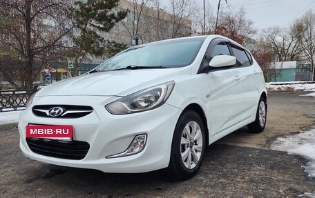 Hyundai Solaris II рестайлинг, 2012 год, 990 000 рублей, 2 фотография