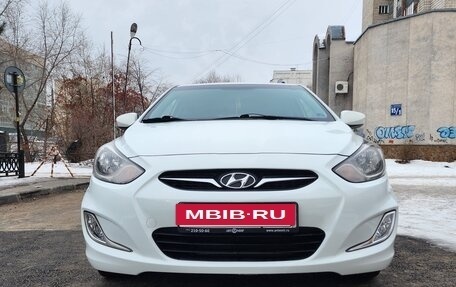 Hyundai Solaris II рестайлинг, 2012 год, 990 000 рублей, 3 фотография