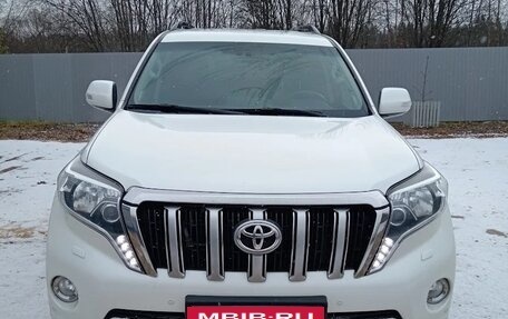 Toyota Land Cruiser Prado 150 рестайлинг 2, 2016 год, 3 150 000 рублей, 2 фотография