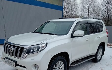 Toyota Land Cruiser Prado 150 рестайлинг 2, 2016 год, 3 150 000 рублей, 3 фотография