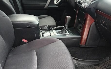 Toyota Land Cruiser Prado 150 рестайлинг 2, 2016 год, 3 150 000 рублей, 8 фотография