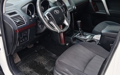 Toyota Land Cruiser Prado 150 рестайлинг 2, 2016 год, 3 150 000 рублей, 11 фотография