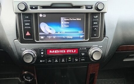 Toyota Land Cruiser Prado 150 рестайлинг 2, 2016 год, 3 150 000 рублей, 12 фотография