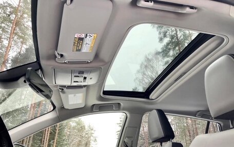 Toyota RAV4, 2017 год, 3 299 999 рублей, 14 фотография