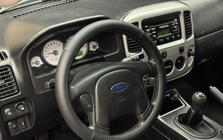 Ford Maverick, 2005 год, 799 000 рублей, 11 фотография