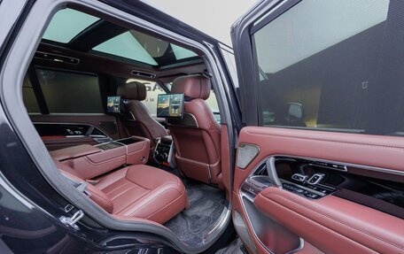 Land Rover Range Rover IV рестайлинг, 2025 год, 27 860 000 рублей, 34 фотография