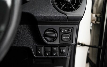 Toyota Corolla, 2018 год, 1 400 000 рублей, 13 фотография