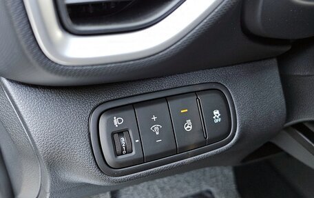 Hyundai Venue I, 2025 год, 3 790 000 рублей, 6 фотография