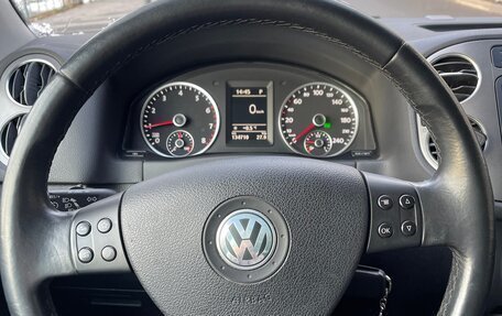 Volkswagen Tiguan I, 2010 год, 1 300 000 рублей, 28 фотография