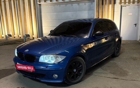 BMW 1 серия, 2006 год, 590 000 рублей, 3 фотография