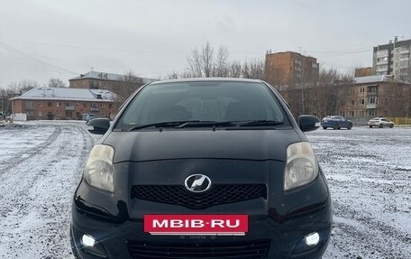 Toyota Vitz, 2010 год, 700 000 рублей, 3 фотография