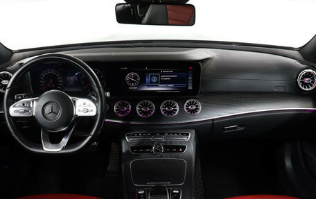 Mercedes-Benz E-Класс, 2018 год, 3 890 000 рублей, 12 фотография