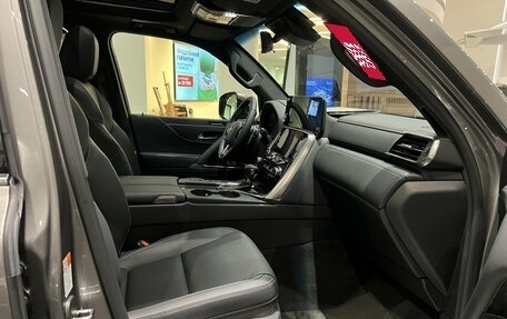 Lexus LX, 2025 год, 21 751 000 рублей, 15 фотография