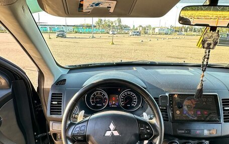 Mitsubishi Outlander III рестайлинг 3, 2010 год, 1 030 000 рублей, 11 фотография