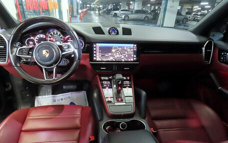 Porsche Cayenne III, 2022 год, 6 850 000 рублей, 10 фотография