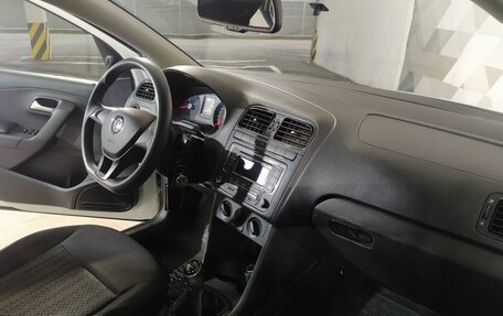 Volkswagen Polo VI (EU Market), 2015 год, 789 000 рублей, 10 фотография