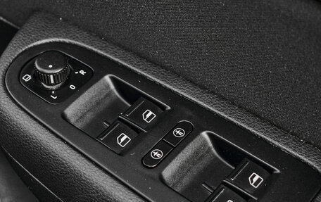 Volkswagen Sharan II, 2012 год, 1 470 000 рублей, 22 фотография