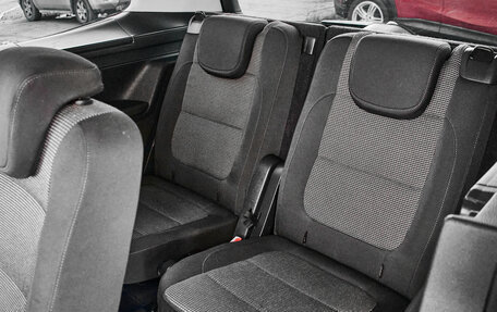 Volkswagen Sharan II, 2012 год, 1 470 000 рублей, 23 фотография