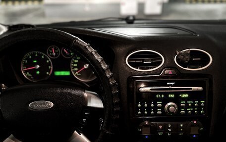 Ford Focus II рестайлинг, 2006 год, 700 000 рублей, 19 фотография