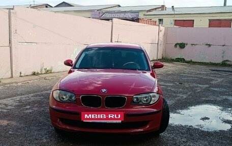 BMW 1 серия, 2009 год, 700 000 рублей, 10 фотография