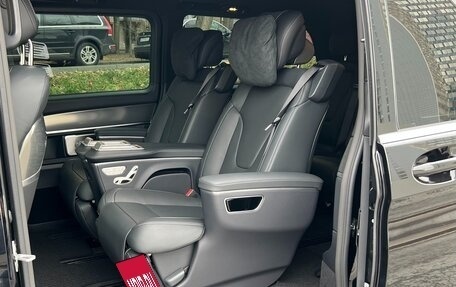 Mercedes-Benz V-Класс, 2025 год, 14 200 000 рублей, 28 фотография