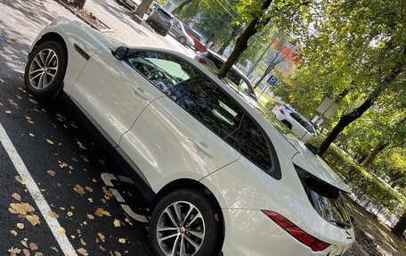 Jaguar F-Pace, 2016 год, 2 770 000 рублей, 10 фотография