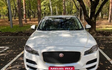 Jaguar F-Pace, 2016 год, 2 770 000 рублей, 6 фотография