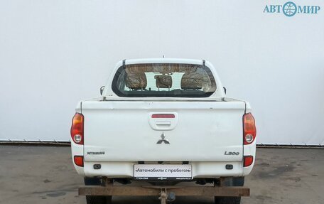 Mitsubishi L200 IV рестайлинг, 2013 год, 1 155 000 рублей, 6 фотография