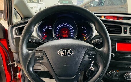 KIA cee'd III, 2014 год, 980 000 рублей, 15 фотография