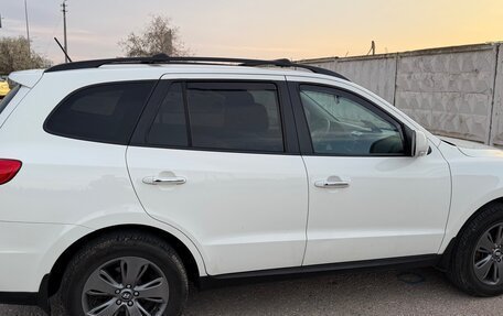 Hyundai Santa Fe III рестайлинг, 2011 год, 1 450 000 рублей, 2 фотография