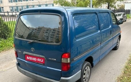 Toyota HiAce, 2003 год, 500 000 рублей, 4 фотография