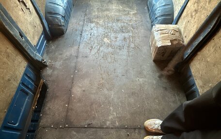 Toyota HiAce, 2003 год, 500 000 рублей, 16 фотография