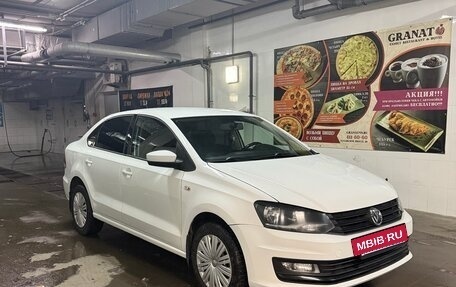 Volkswagen Polo VI (EU Market), 2016 год, 1 100 000 рублей, 3 фотография