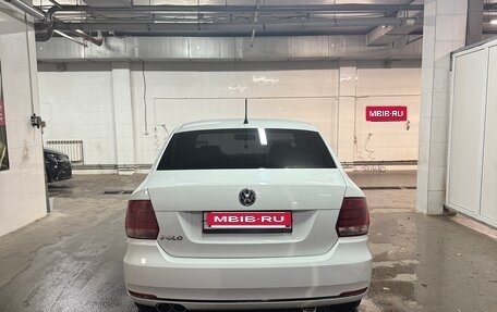 Volkswagen Polo VI (EU Market), 2016 год, 1 100 000 рублей, 5 фотография