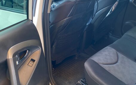 Toyota RAV4, 2011 год, 1 320 000 рублей, 24 фотография