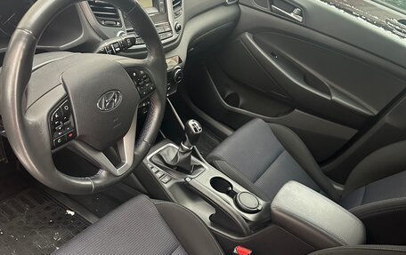 Hyundai Tucson III, 2016 год, 2 100 000 рублей, 5 фотография