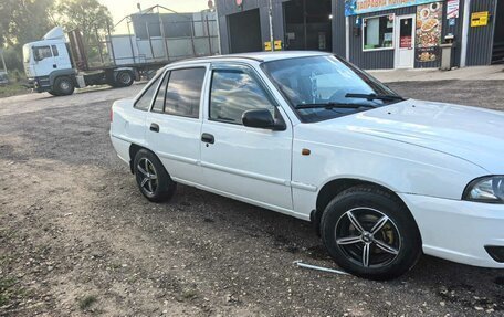 Daewoo Nexia I рестайлинг, 2011 год, 195 000 рублей, 4 фотография