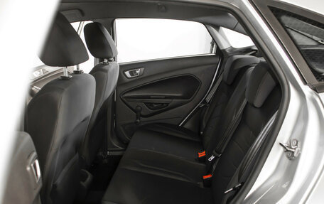 Ford Fiesta, 2015 год, 798 000 рублей, 10 фотография
