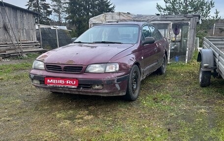 Toyota Carina, 1995 год, 35 000 рублей, 1 фотография