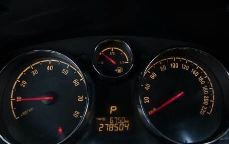 Opel Antara I, 2013 год, 1 060 000 рублей, 13 фотография