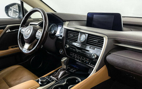 Lexus RX IV рестайлинг, 2016 год, 3 297 000 рублей, 9 фотография