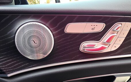 Mercedes-Benz E-Класс, 2019 год, 2 800 000 рублей, 11 фотография