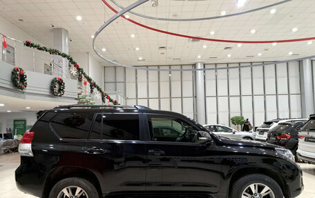 Toyota Land Cruiser Prado 150 рестайлинг 2, 2011 год, 3 260 000 рублей, 8 фотография