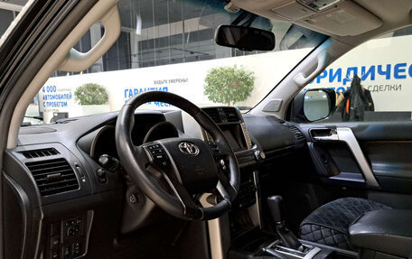 Toyota Land Cruiser Prado 150 рестайлинг 2, 2011 год, 3 260 000 рублей, 20 фотография