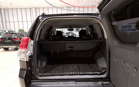 Toyota Land Cruiser Prado 150 рестайлинг 2, 2011 год, 3 260 000 рублей, 14 фотография